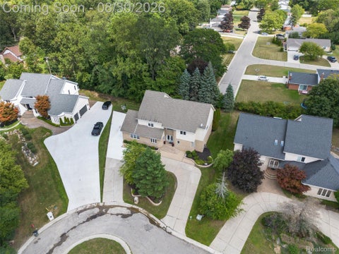 Tiny photo for 5593 Warrenshire Drive, West Bloomfield Charter Township, MI 48322 (MLS # 20261066704)