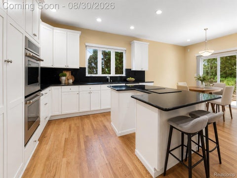 Tiny photo for 5593 Warrenshire Drive, West Bloomfield Charter Township, MI 48322 (MLS # 20261066704)