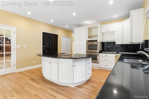 Tiny photo for 5593 Warrenshire Drive, West Bloomfield Charter Township, MI 48322 (MLS # 20261066704)