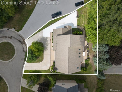 Tiny photo for 5593 Warrenshire Drive, West Bloomfield Charter Township, MI 48322 (MLS # 20261066704)