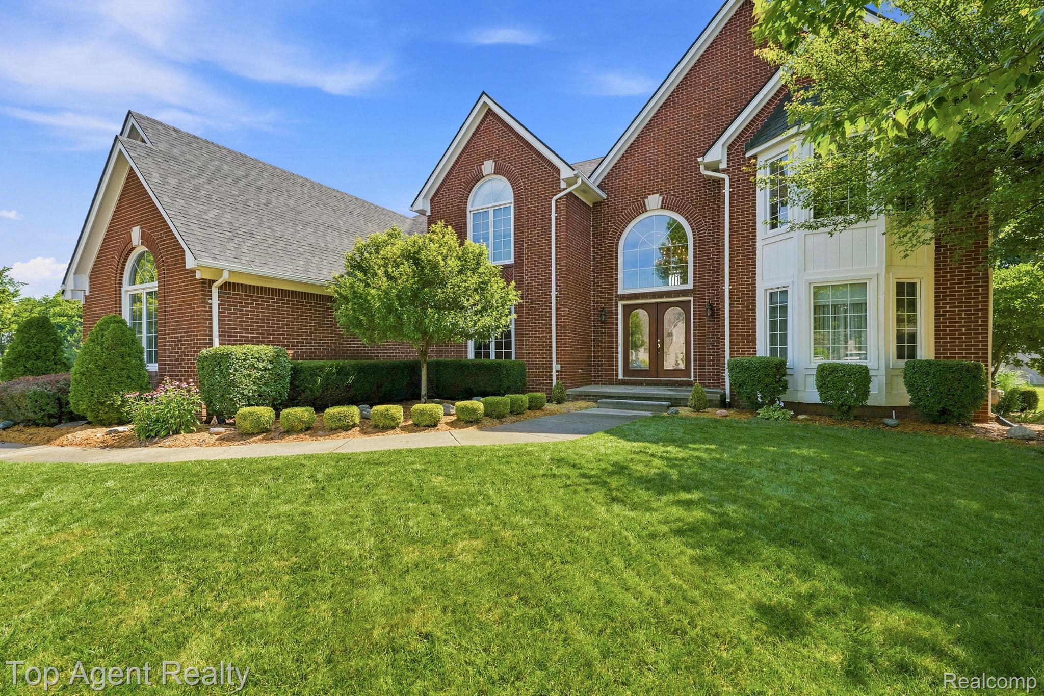 42316 Locklin Drive