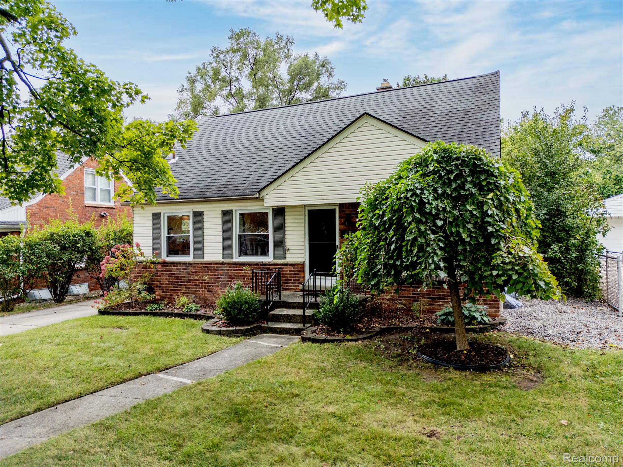 4423 Groveland Avenue