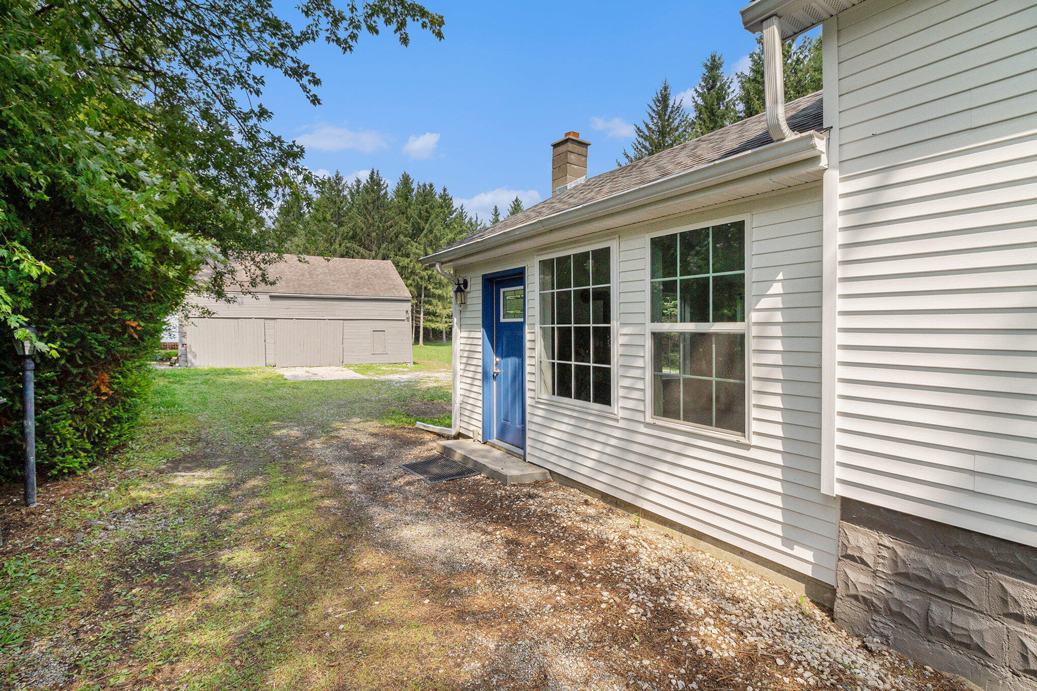 8131 N Bray Road