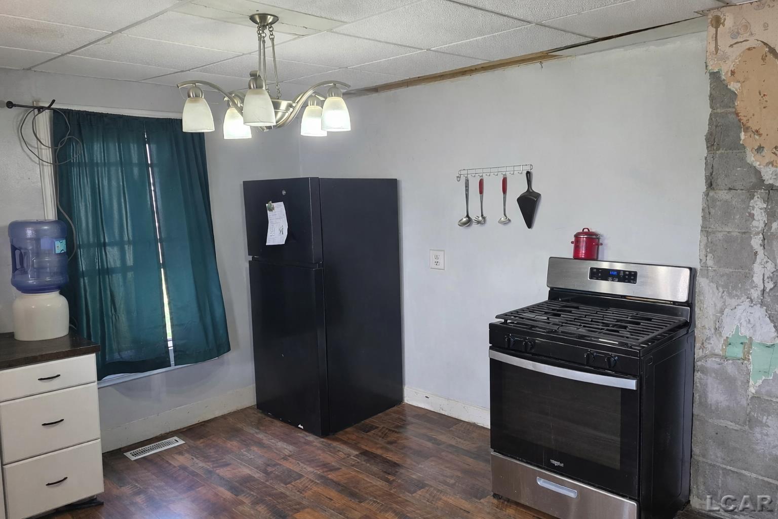 213 W Congress Street