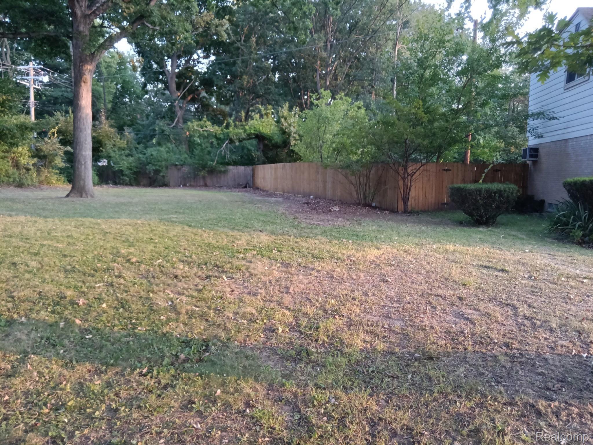 20800 Parklawn Avenue