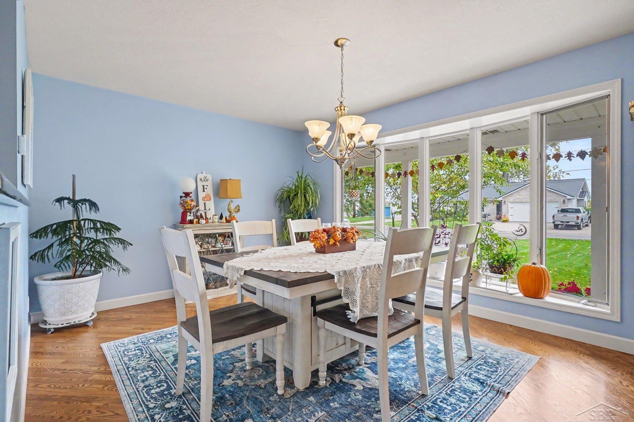2898 E Evergreen Drive