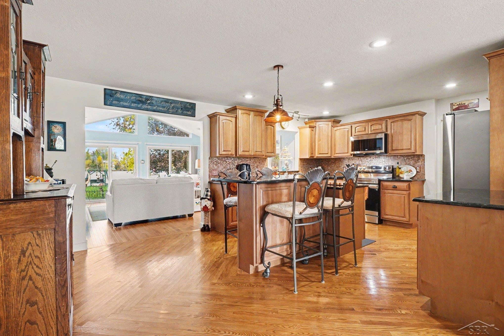 2898 E Evergreen Drive