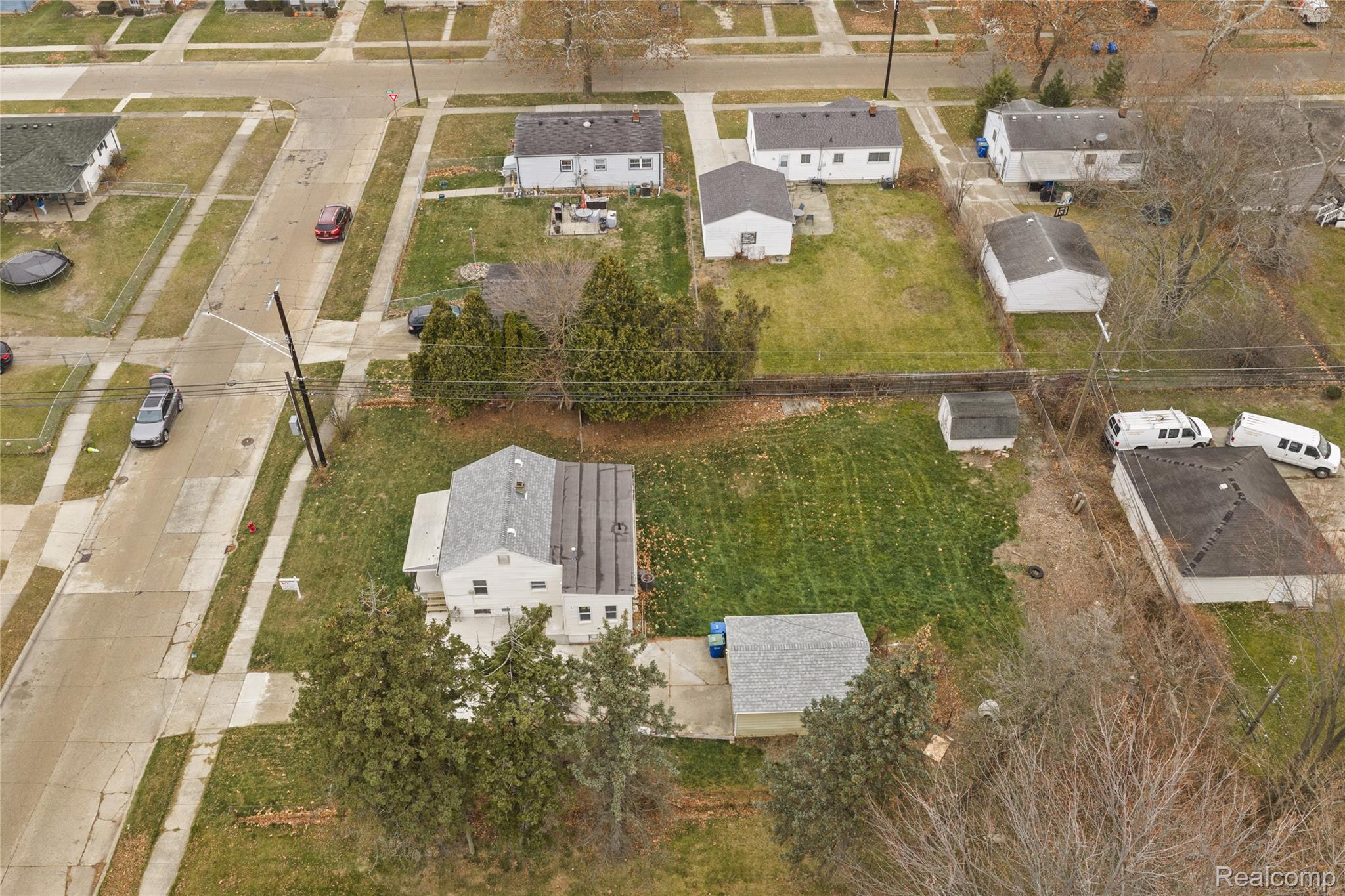 21118 Wellington Avenue E