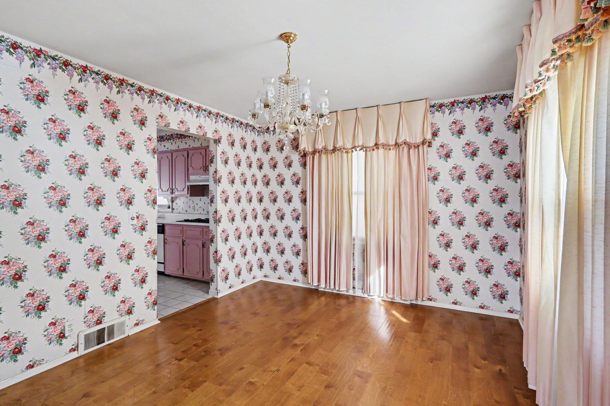 436 Edgemoor Avenue