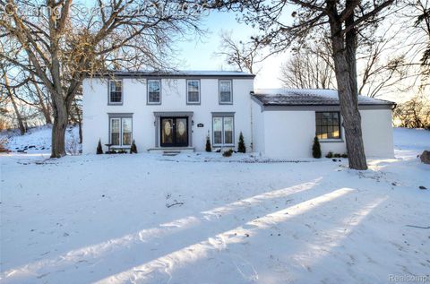 5429 Tequesta Drive West Bloomfield Charter Township MI 48323