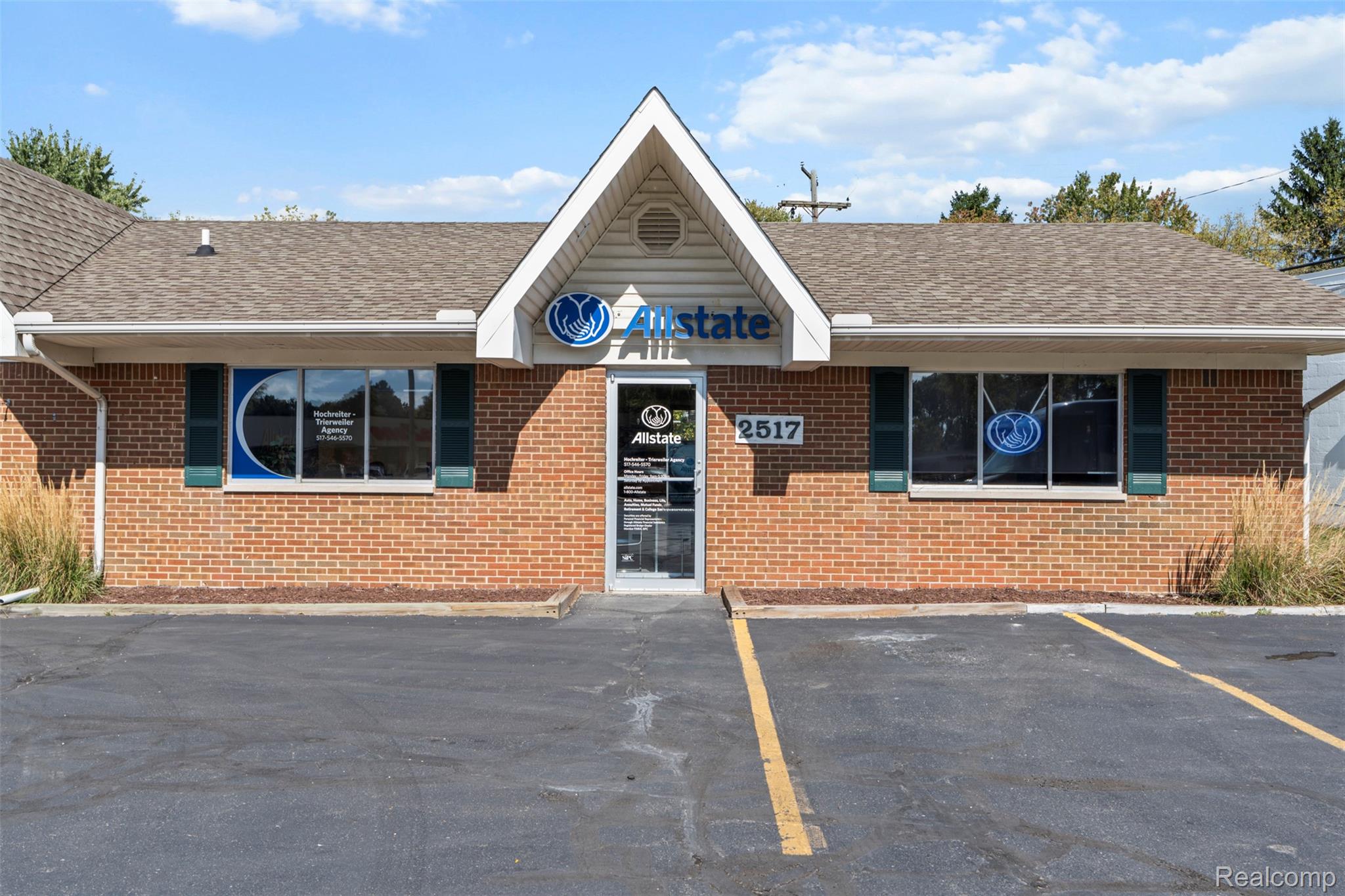 2473 E Grand River Avenue