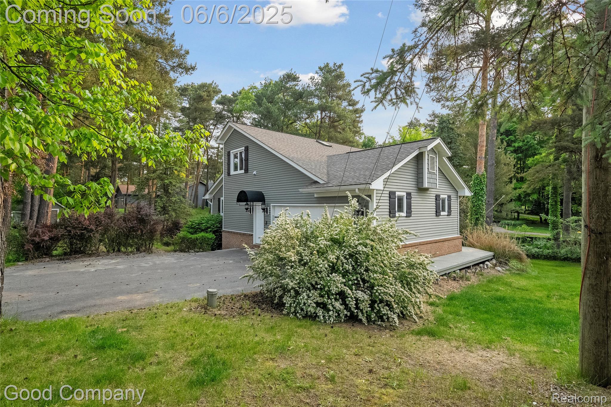 5490 Clarkston Road