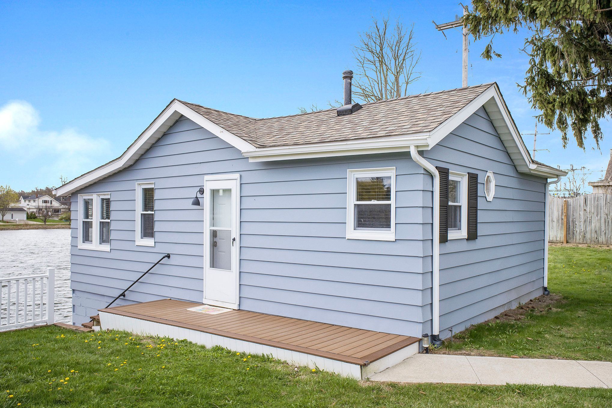 304 OAK Street