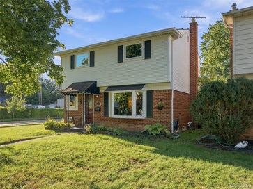 1405 W Elmwood Avenue Clawson City MI 48017