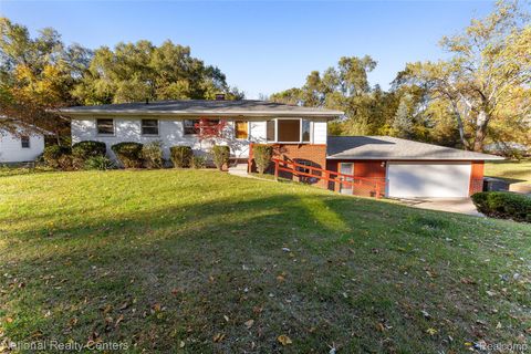 11655 Shorecrest Court Green Oak Township MI 48178