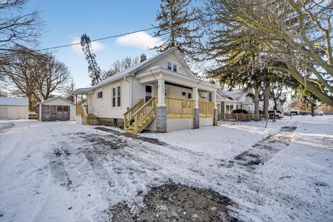 Photo of 1005 Fletcher Street, Owosso City, MI 48867 (MLS # 5050196819)