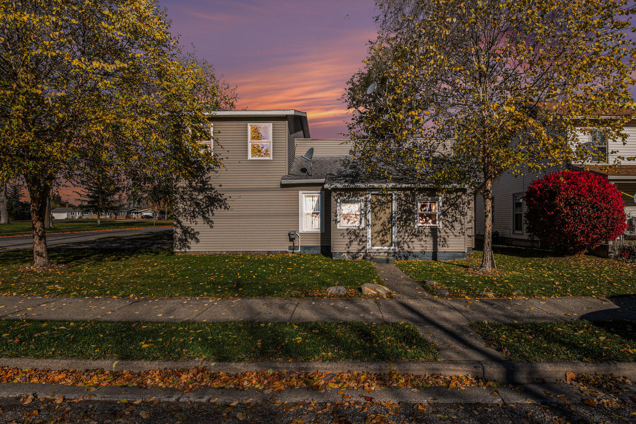 521 Spring Street SE