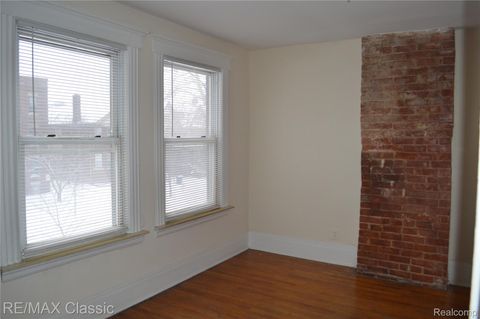 Tiny photo for 5208 Commonwealth St, Detroit City, MI 48208 (MLS # 20261003031)