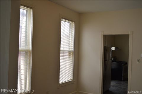 Tiny photo for 5208 Commonwealth St, Detroit City, MI 48208 (MLS # 20261003031)