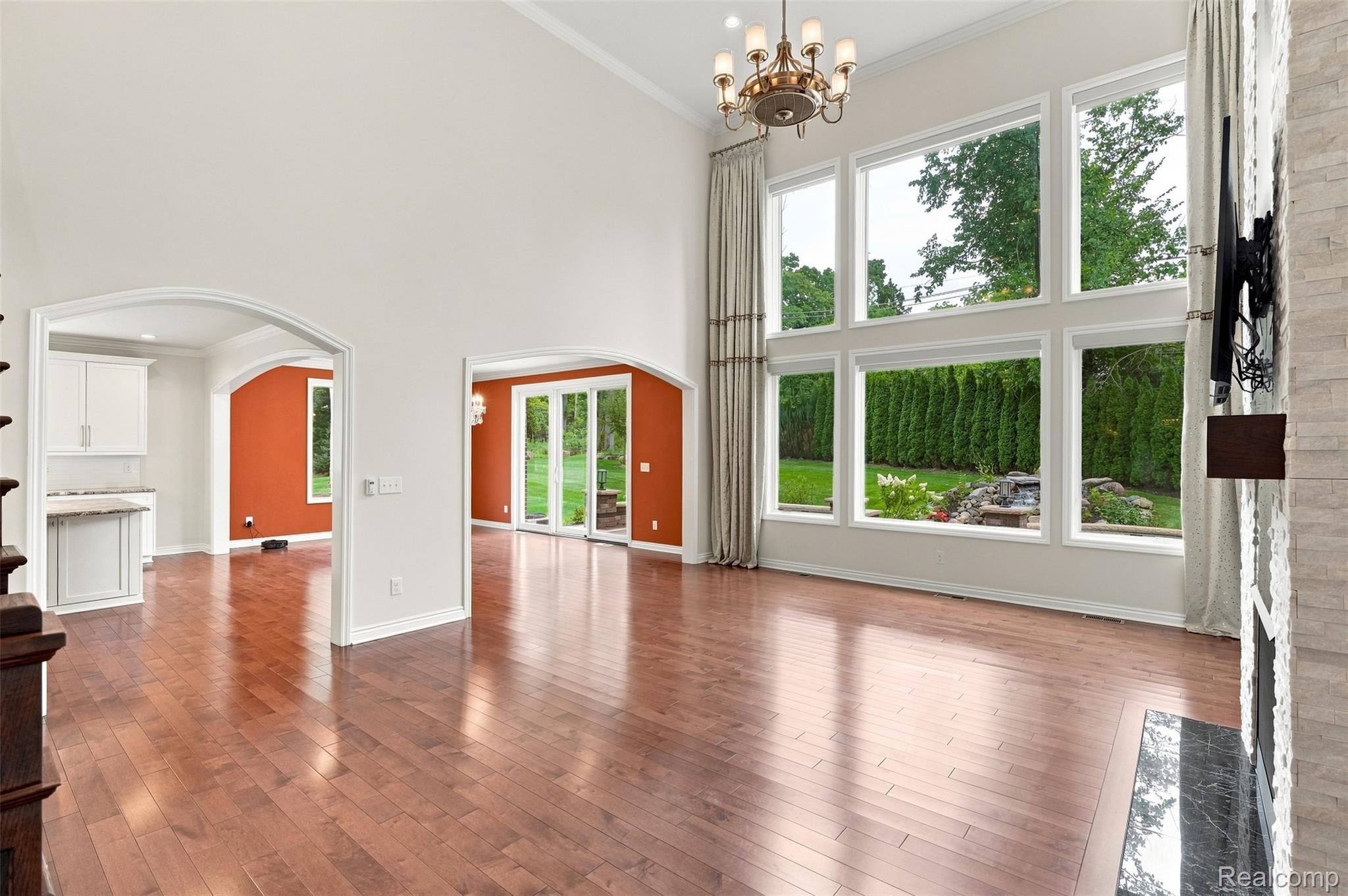 34145 Oak Forest Drive