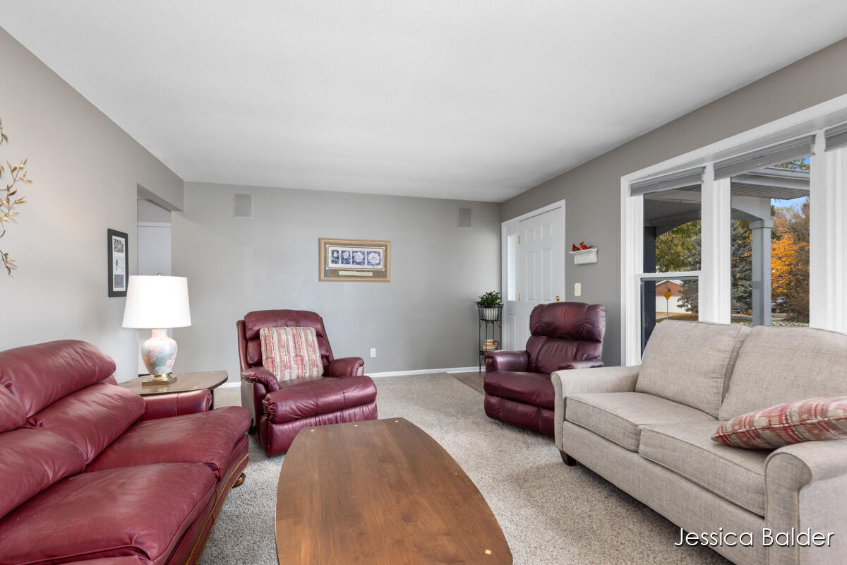 6908 Marshall Avenue SE