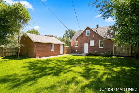 Tiny photo for 23 E 35th Street, Holland City, MI 49423 (MLS # 71026046006)
