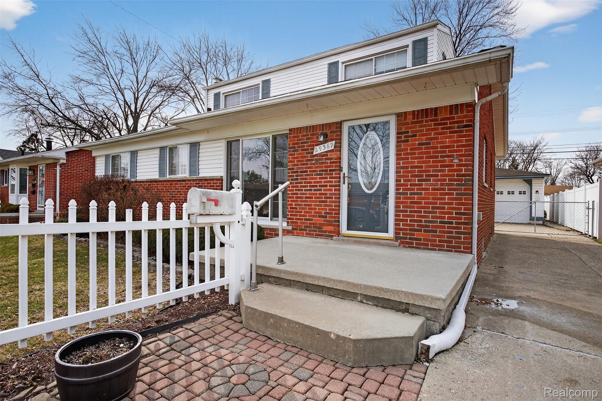 29369 Shackett Avenue