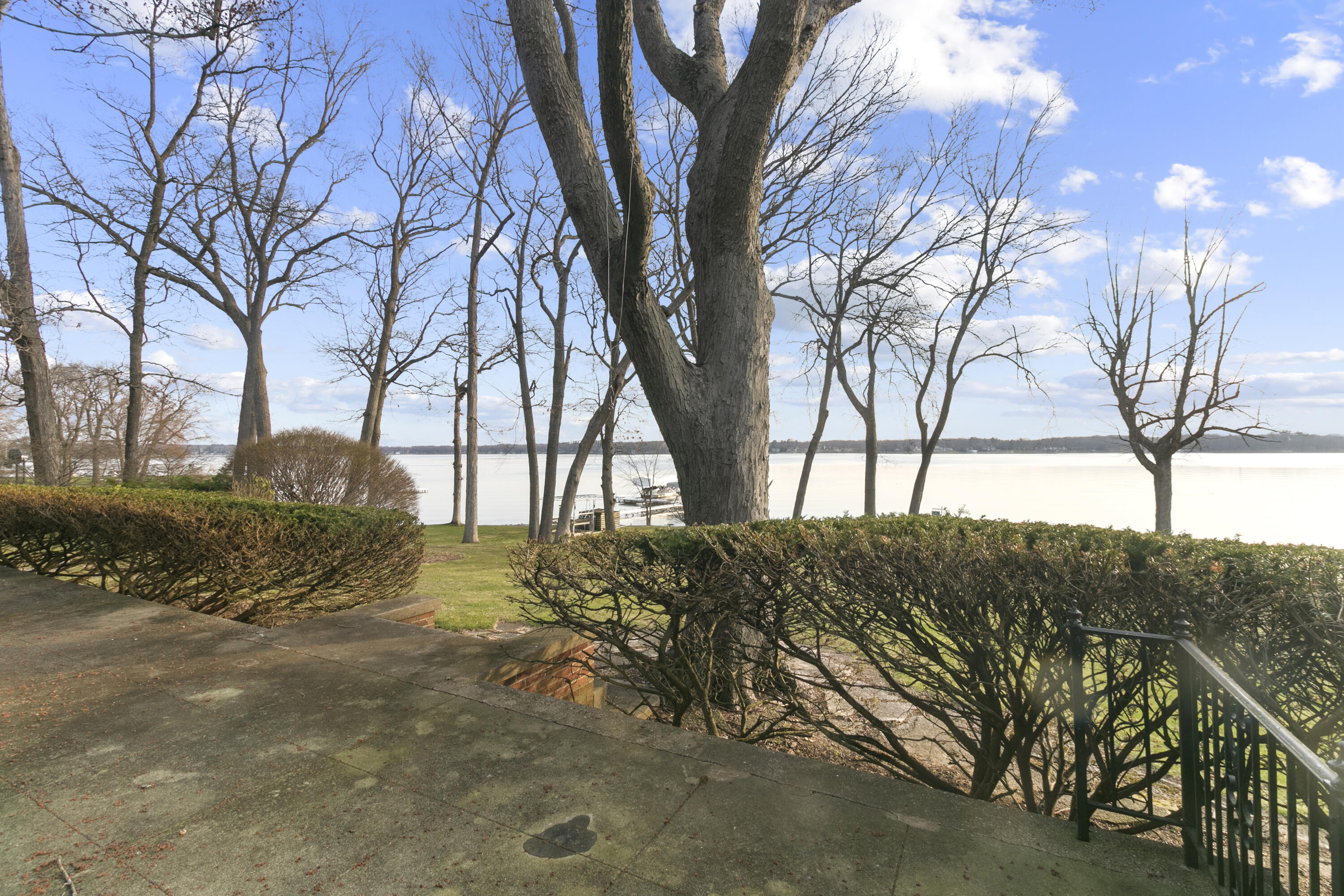9568 W Gull Lake Drive