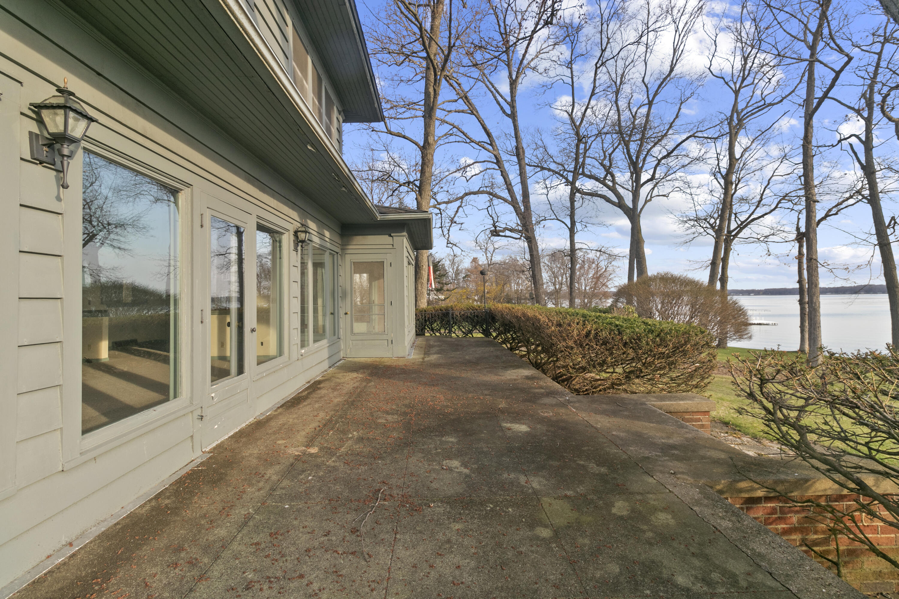 9568 W Gull Lake Drive