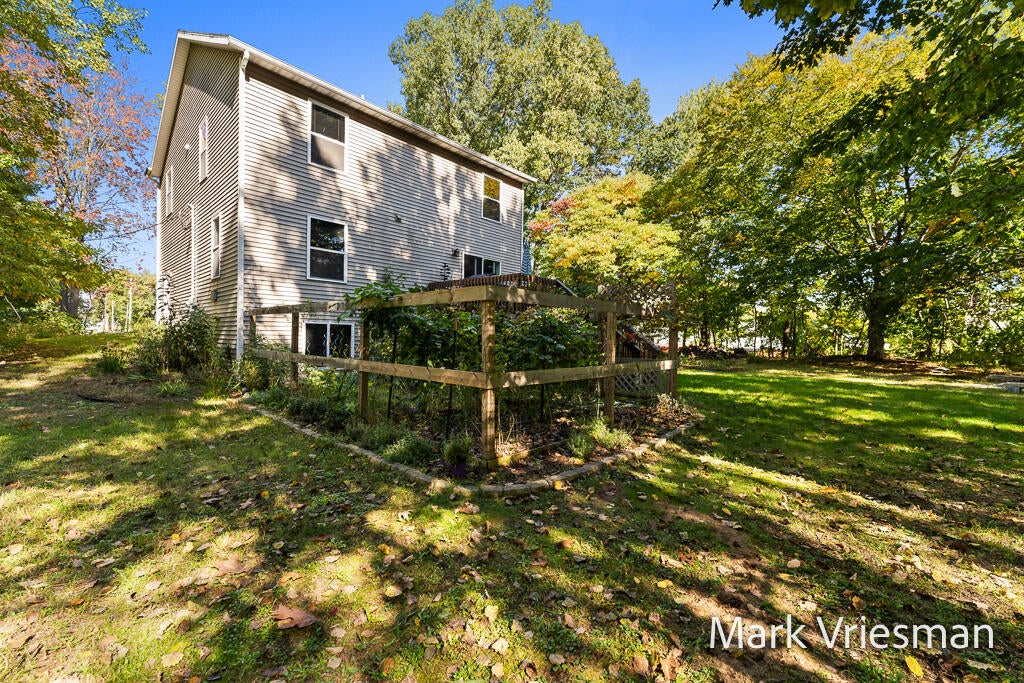 1032 W Barney Avenue