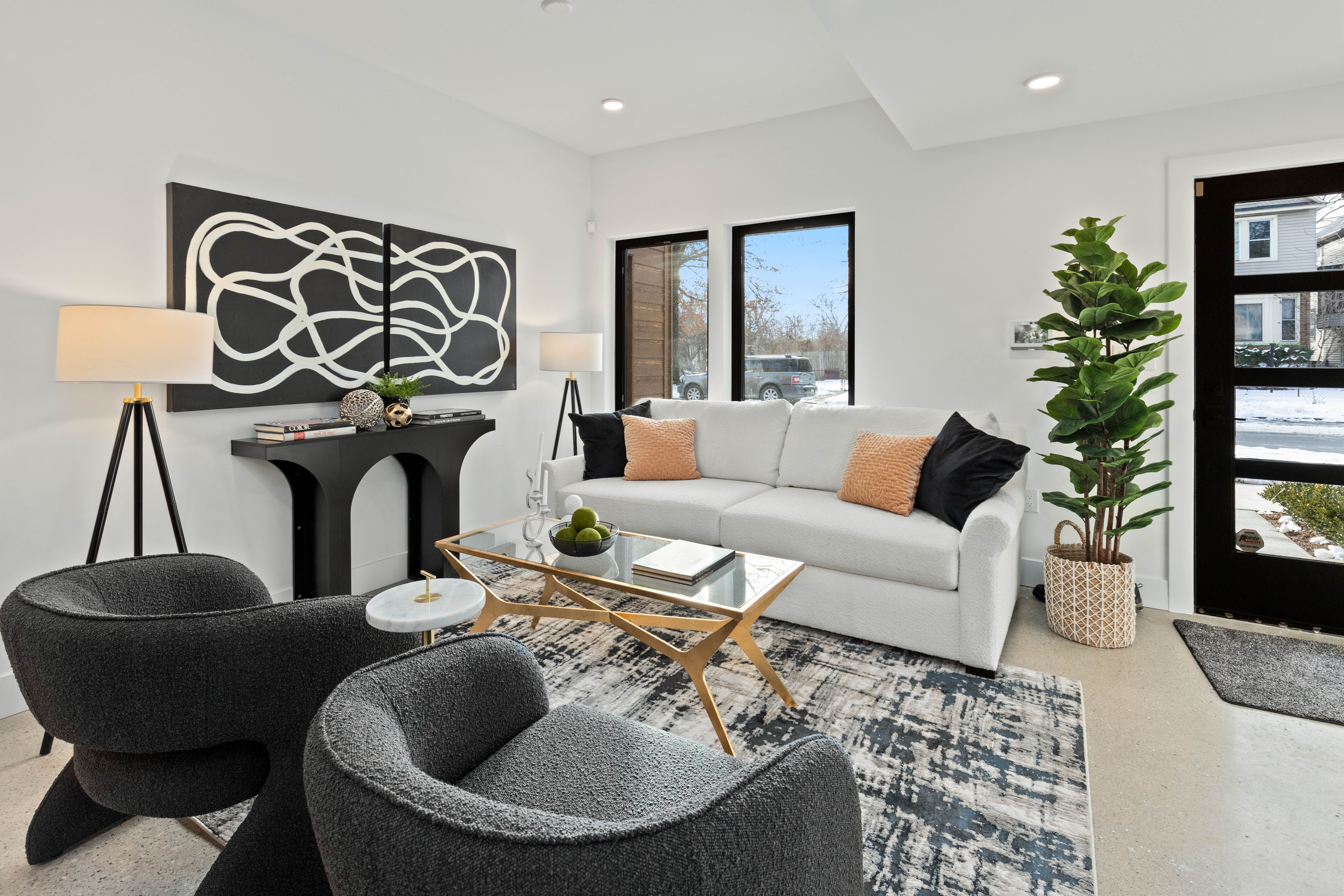 5228 AVERY Street Unit 4