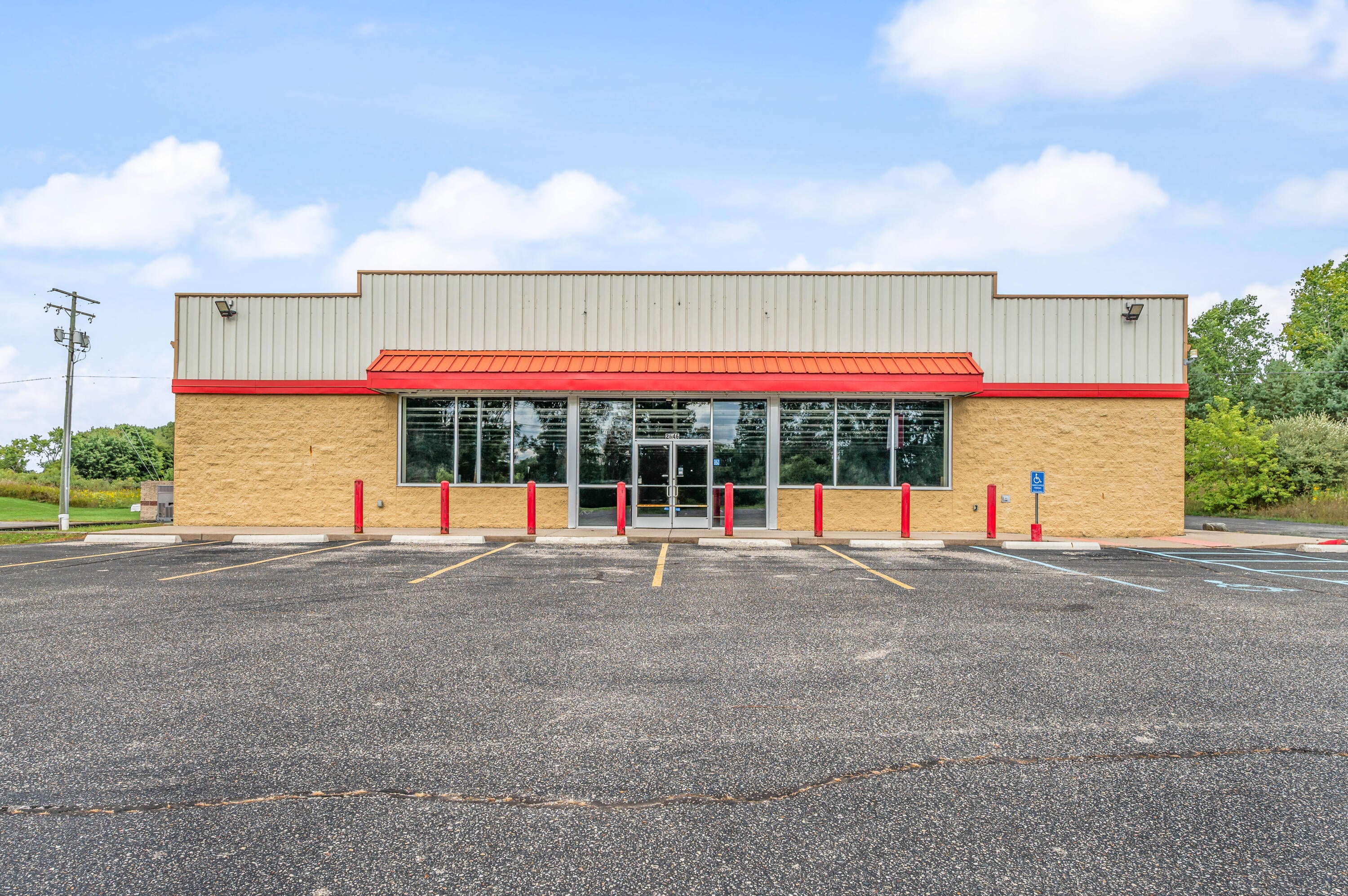 2646 9 Mile Road