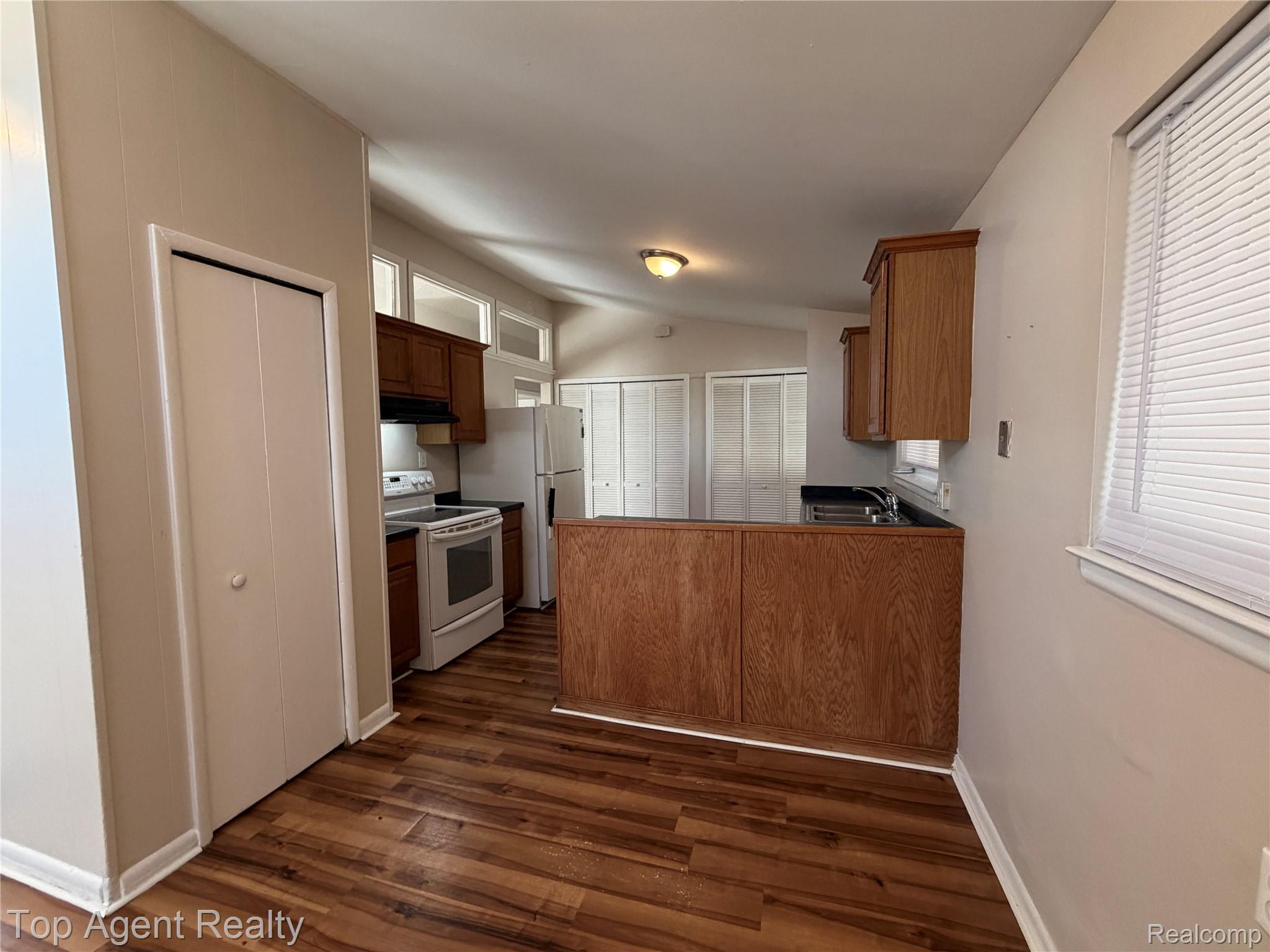 29609 Everett Street