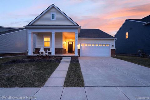 3108 Theodore E Wixom City MI 48393