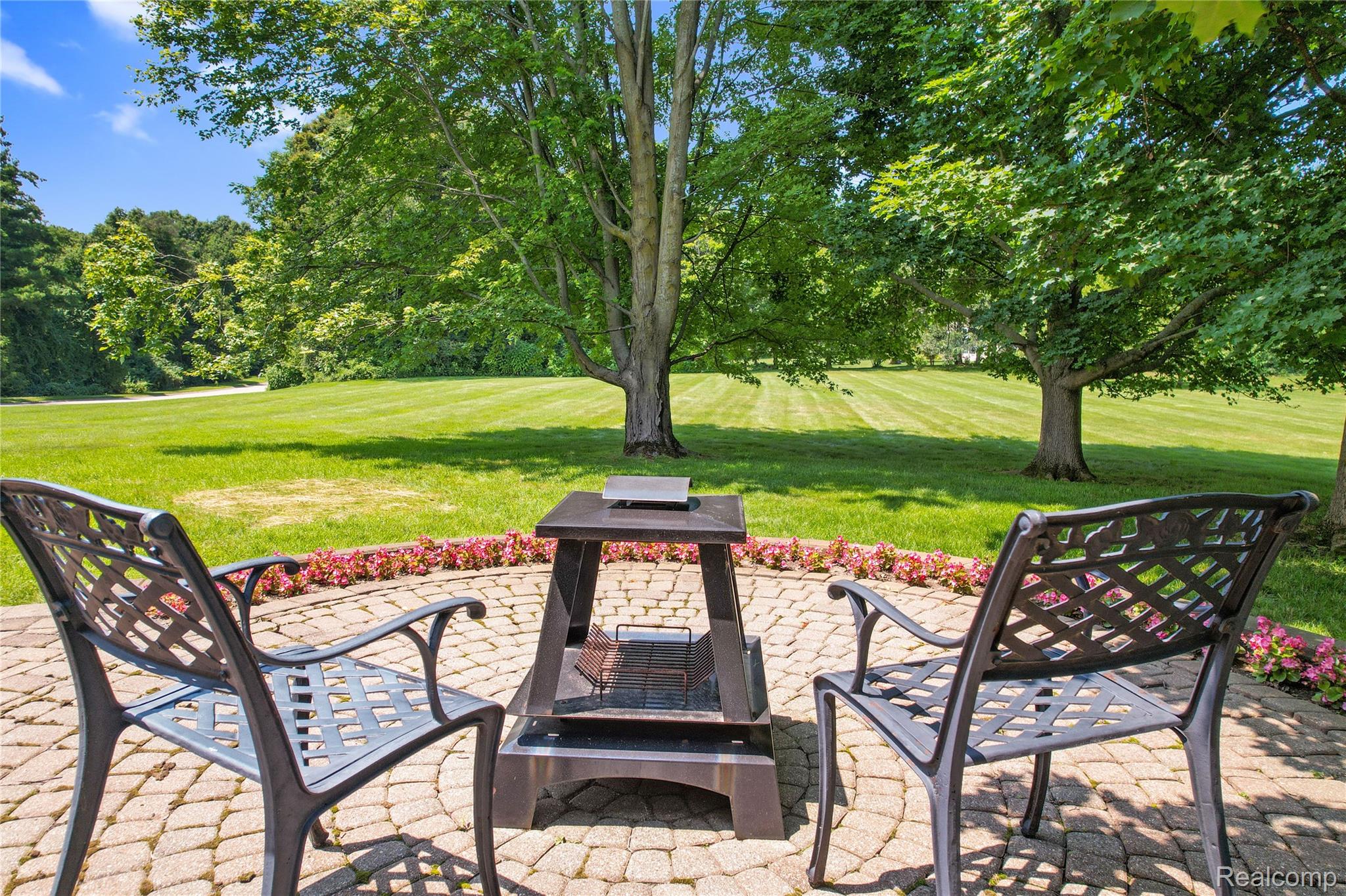 5501 Jeanne Marie Drive