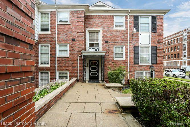 255 Merton Road