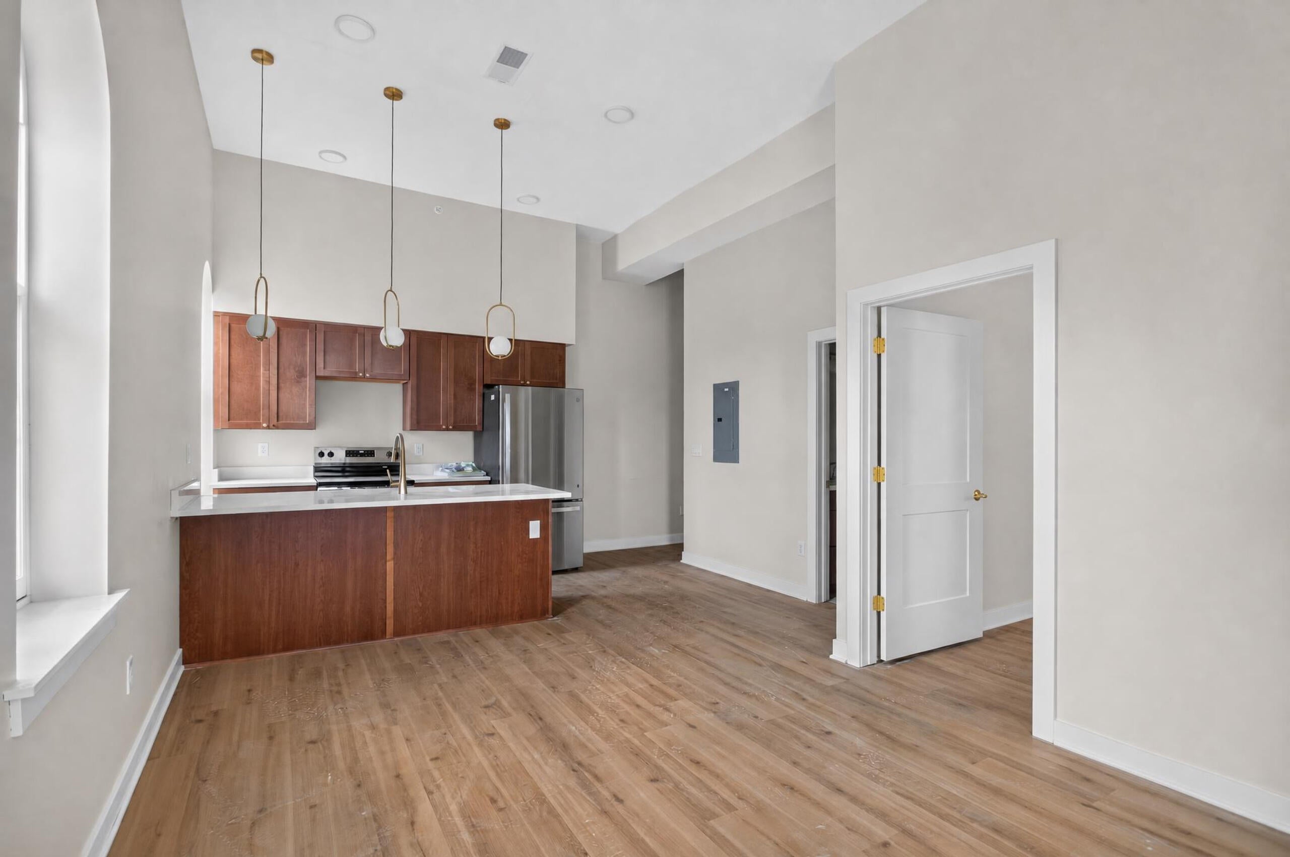 101 Monroe Street 4
