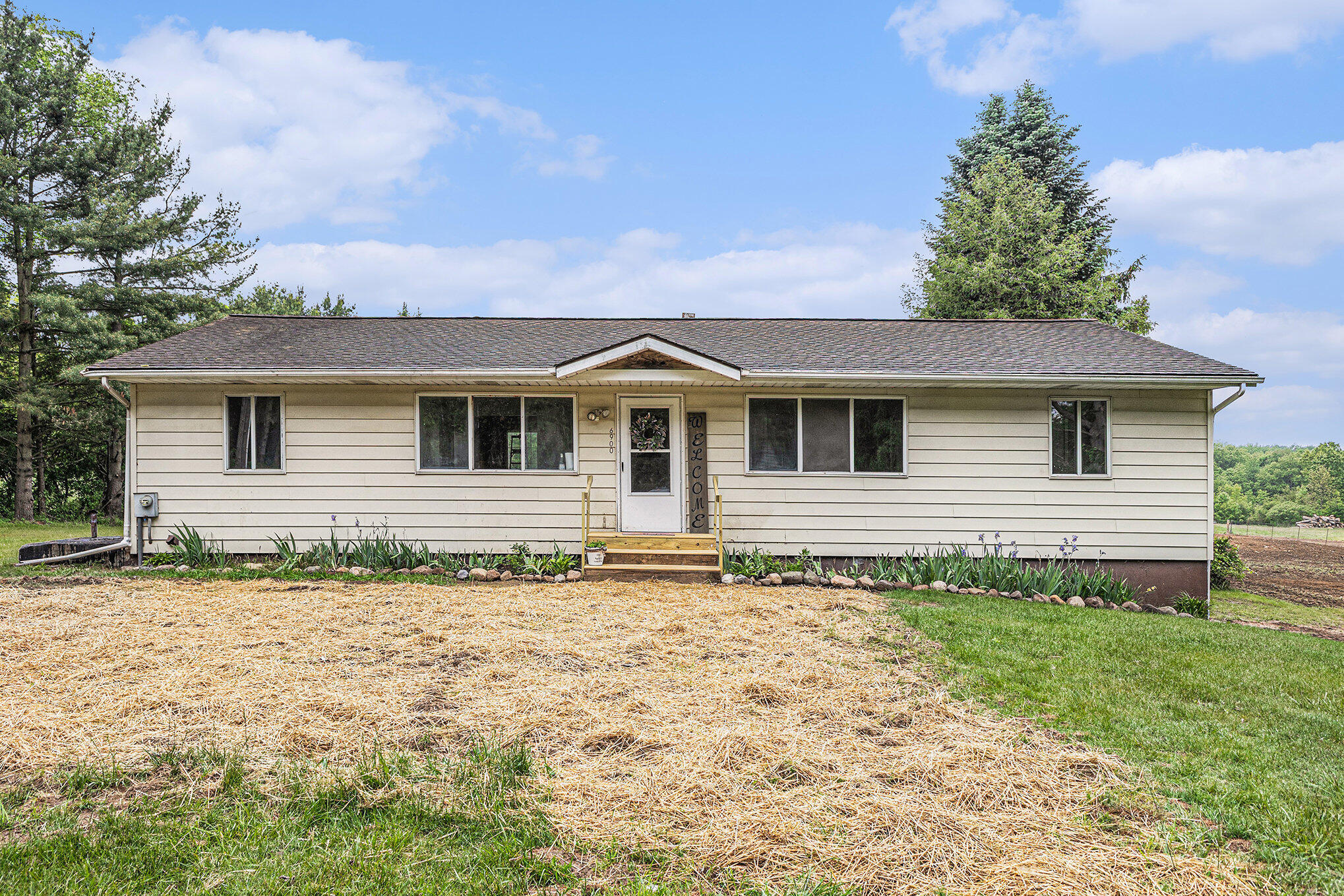 6900 Welch Lake Road