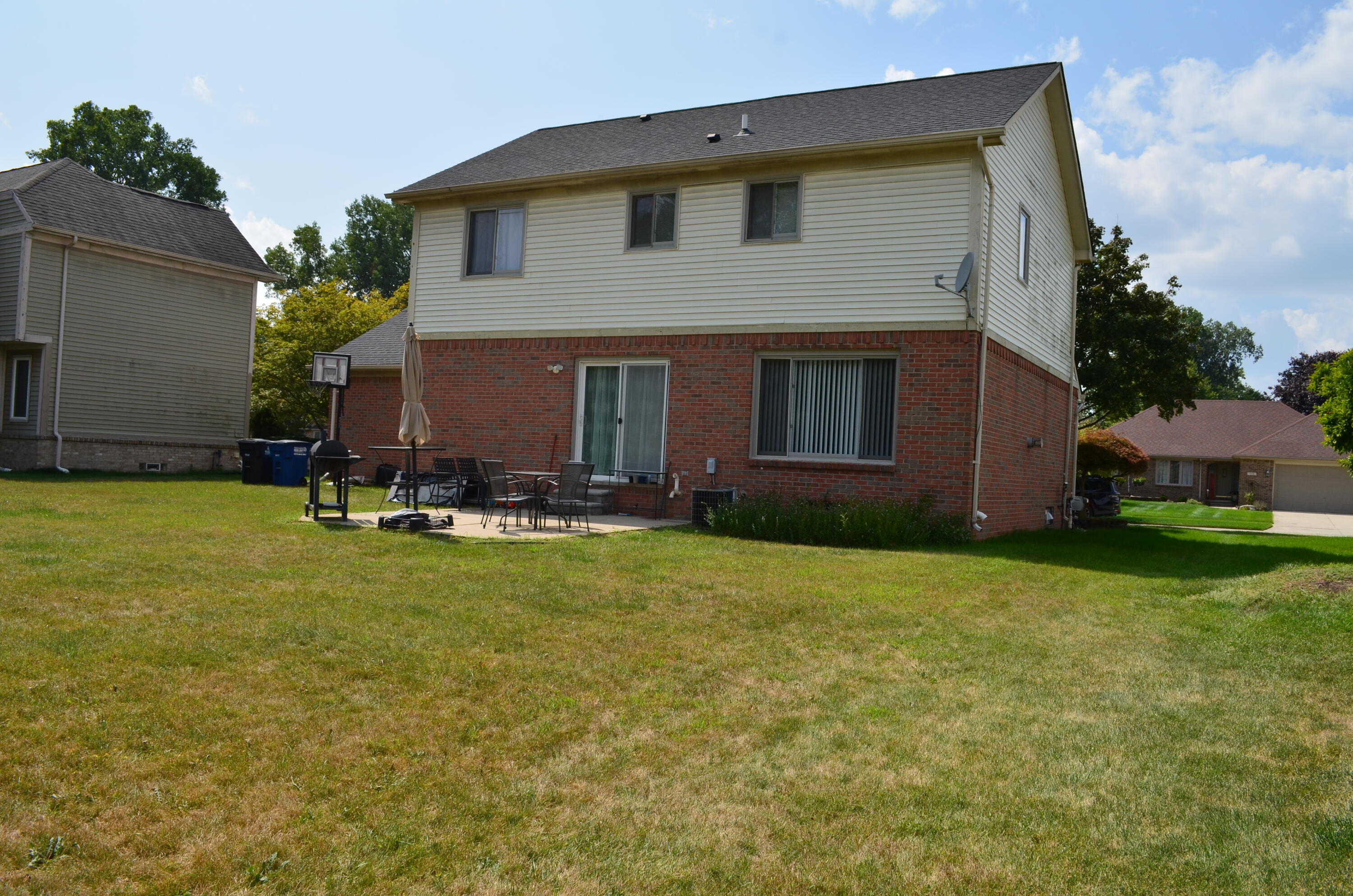 7686 Cherrywood Drive