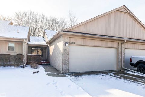 23596 Suttons Bay Drive Clinton Charter Township MI 48036