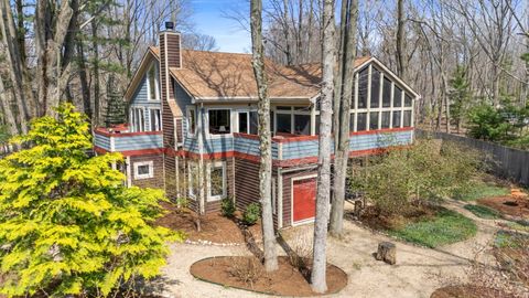 13791 Peach Street Chikaming Township MI 49115