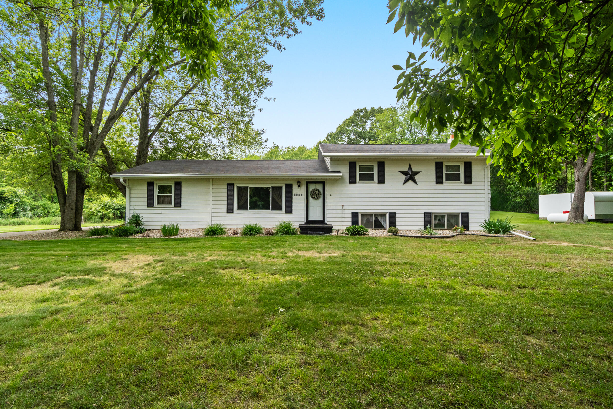 6090 Murray Road