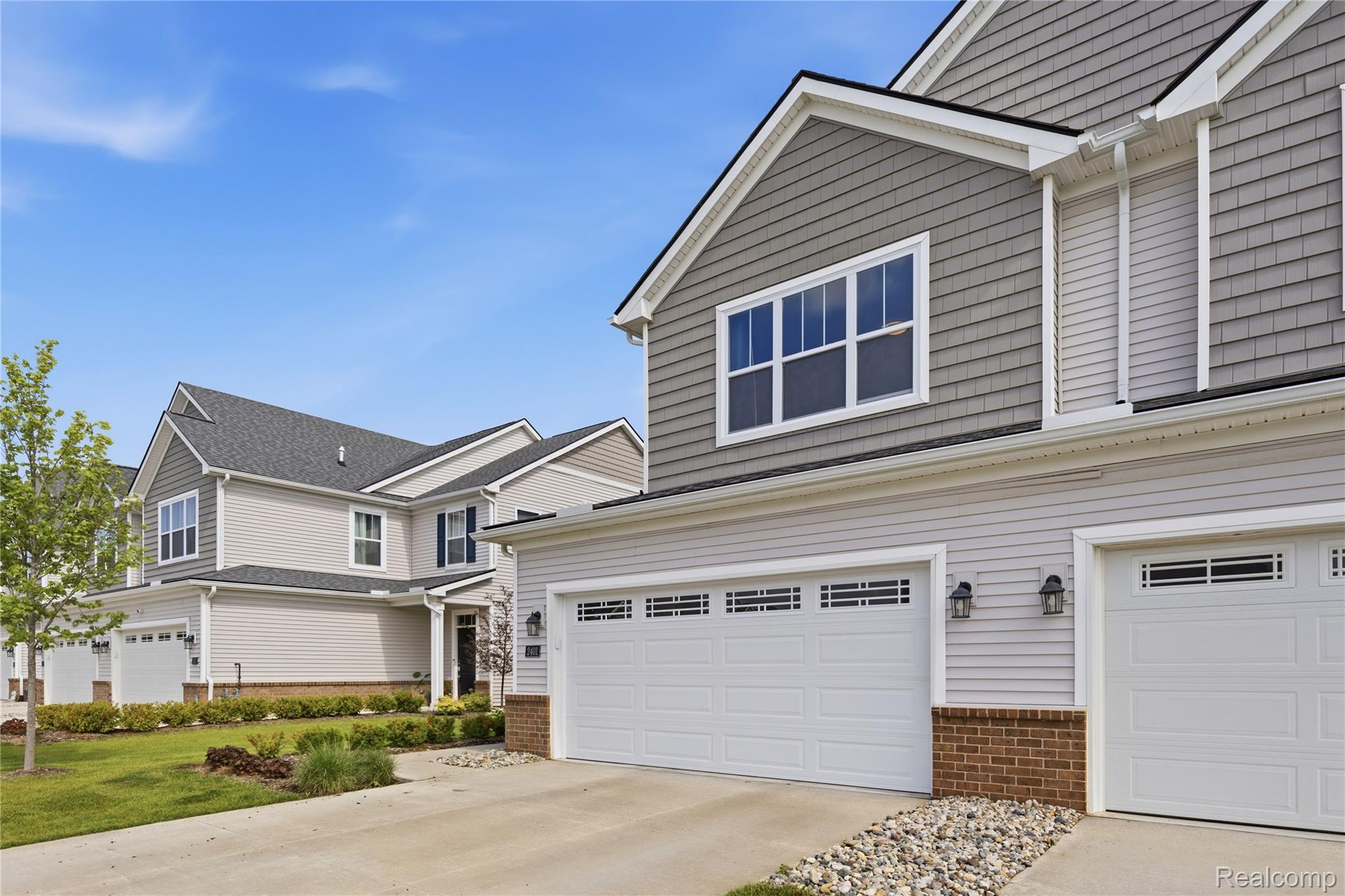 2401 Salt Springs Drive