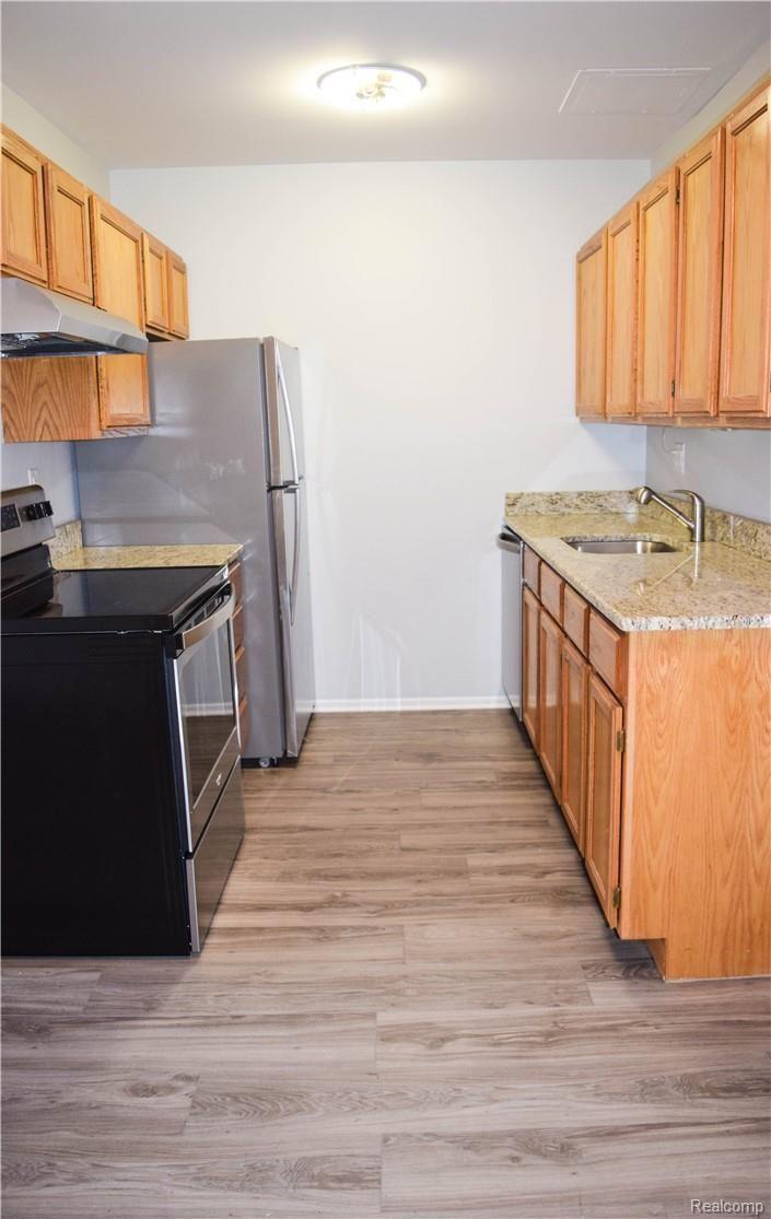 10050 ALLEN POINTE Drive