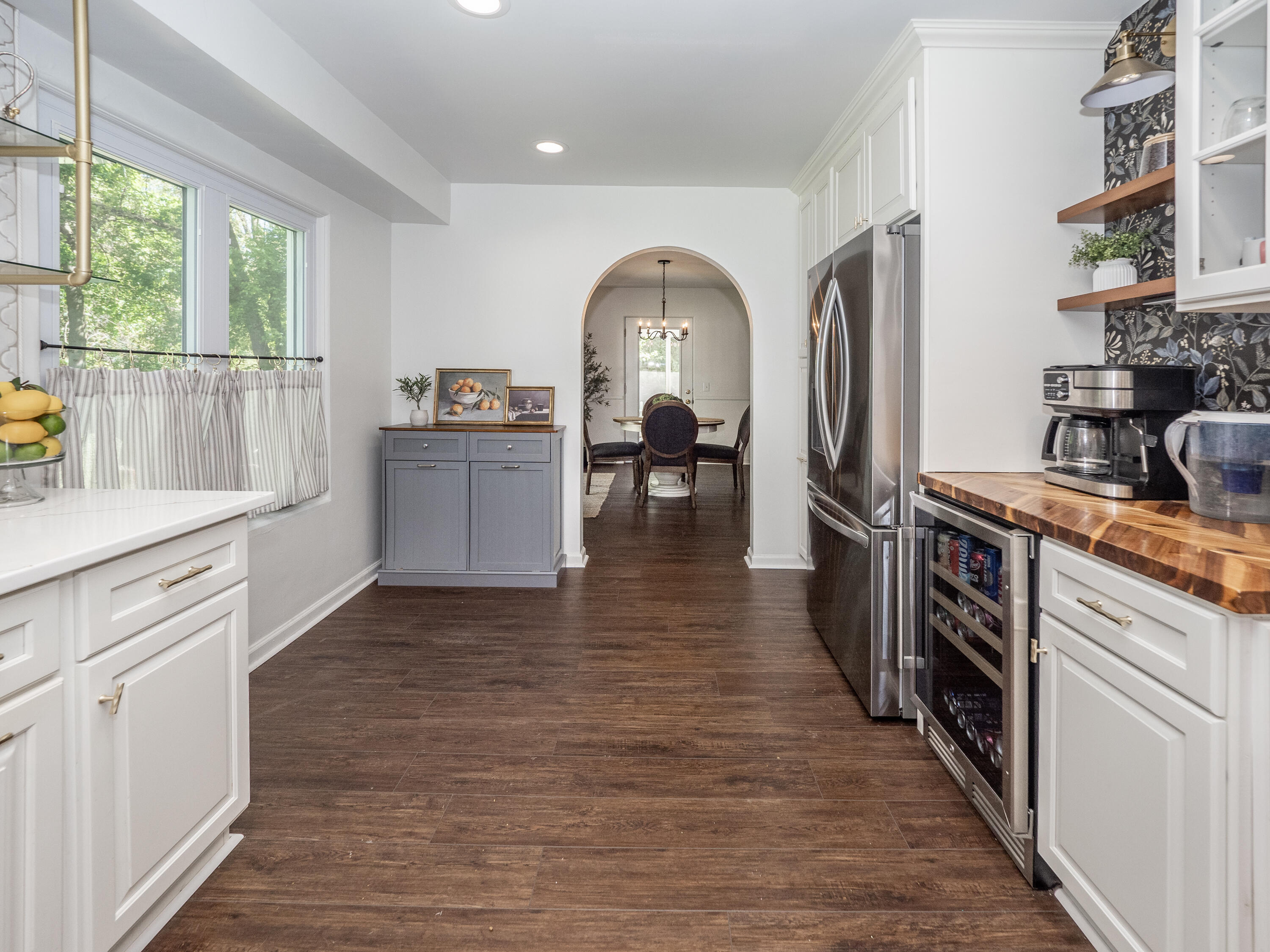 3811 Old Colony Road