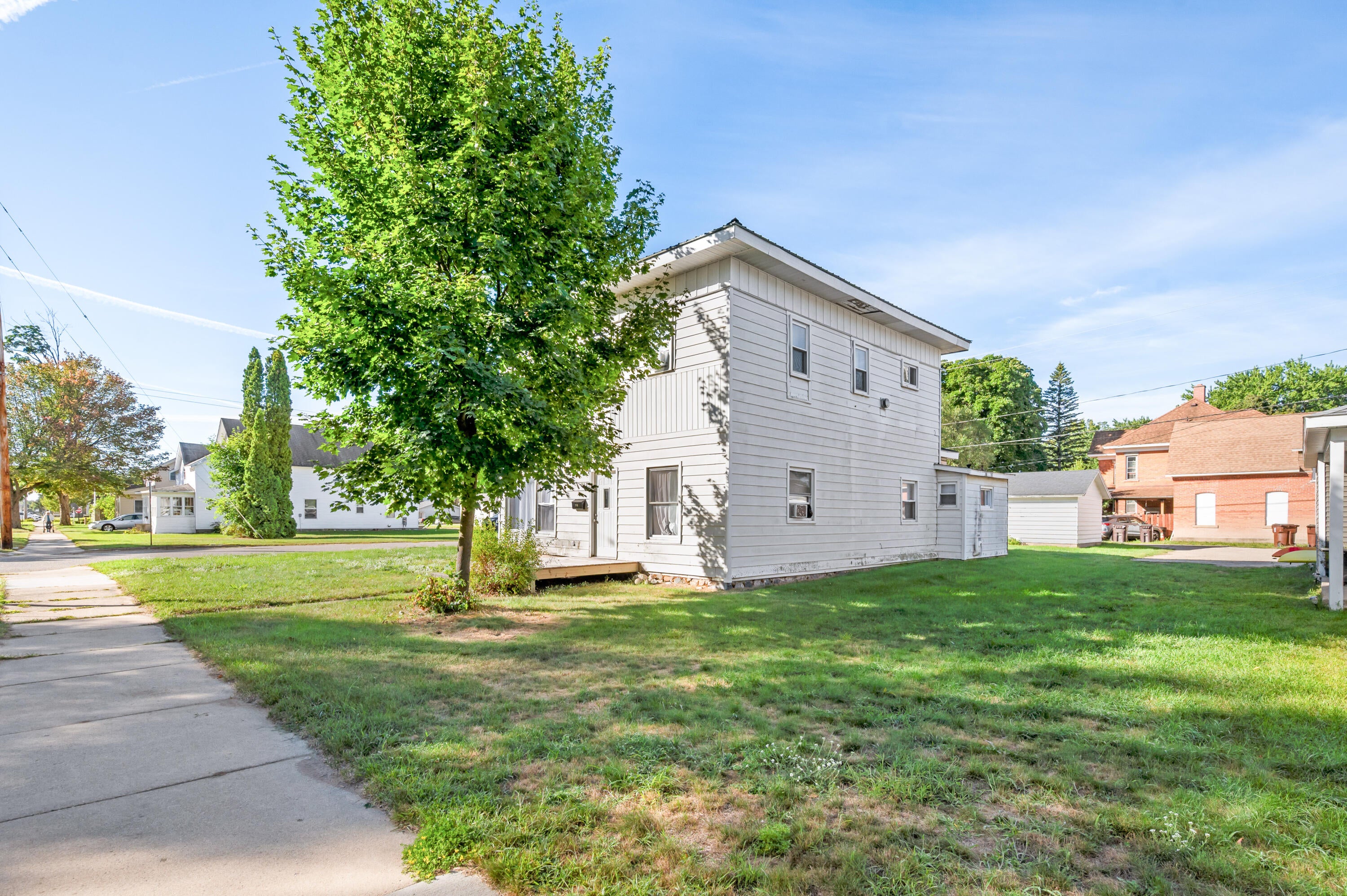 203 N 3rd Avenue