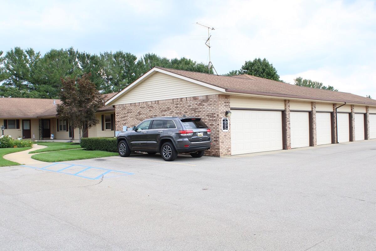 6722 N Wentward Court 77