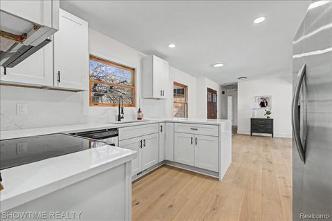 Tiny photo for 5688 Tequesta Court, West Bloomfield Charter Township, MI 48323 (MLS # 20261010253)