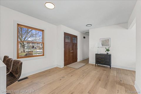 Tiny photo for 5688 Tequesta Court, West Bloomfield Charter Township, MI 48323 (MLS # 20261010253)