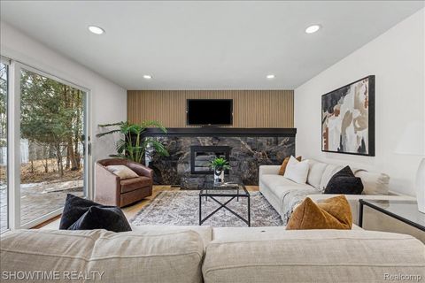 Tiny photo for 5688 Tequesta Court, West Bloomfield Charter Township, MI 48323 (MLS # 20261010253)